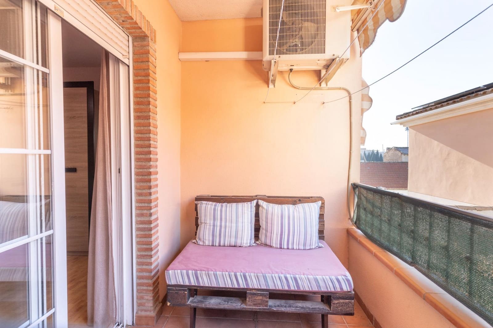 3 soverom Leilighet til salgs i Churriana de la Vega med garasje - € 219 000 (Ref: 9755622)