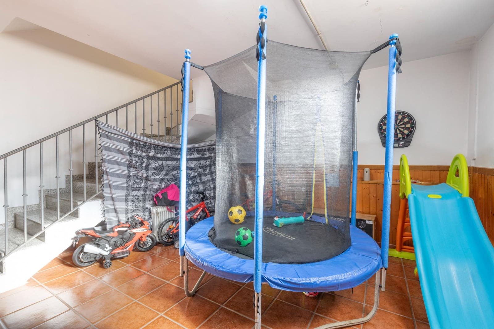 3 soverom Leilighet til salgs i Churriana de la Vega med garasje - € 219 000 (Ref: 9755622)