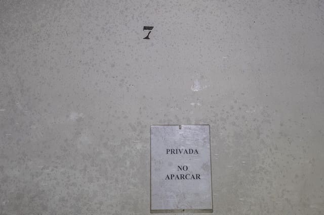 Garasje til salgs i Granada by - € 45 000 (Ref: 9761952)