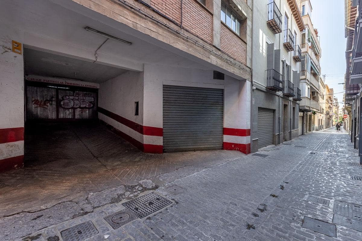 Garage for sale in Granada city - € 45,000 (Ref: 9761952)