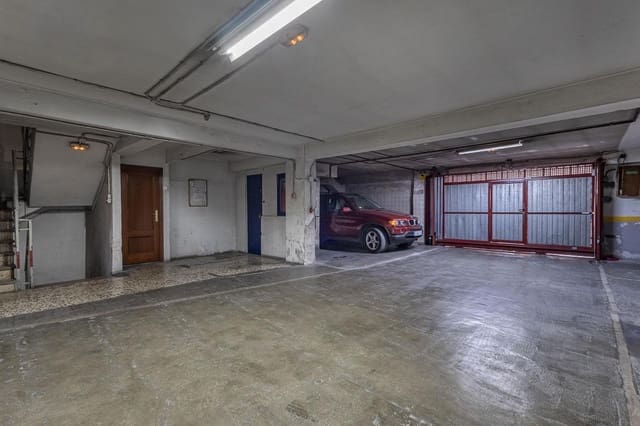 Garasje til salgs i Granada by - € 45 000 (Ref: 9761952)