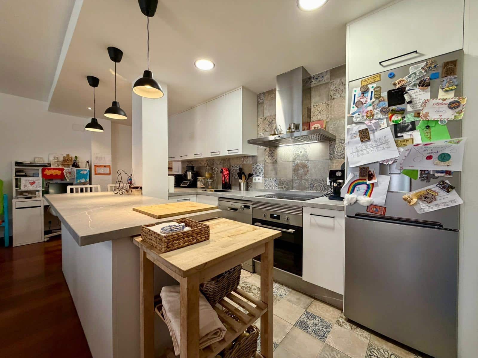 4 slaapkamer Flat te koop in Granada stad - € 449.000 (Ref: 9770611)