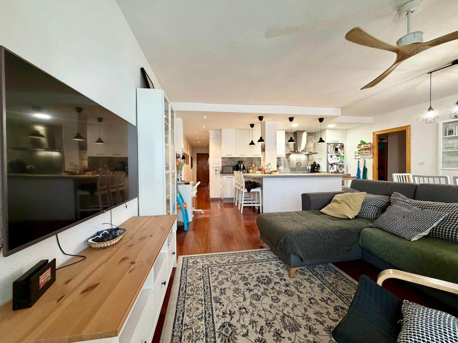 4 slaapkamer Flat te koop in Granada stad - € 449.000 (Ref: 9770611)