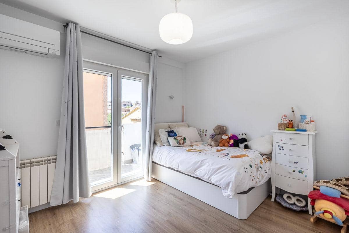 2 makuuhuone Asunto myytävänä paikassa Granada kaupunki - 240 000 € (Ref: 9778084)