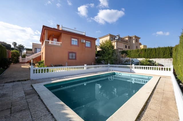 5 sypialnia Willa na sprzedaż w Otura z basenem garażem - 420 000 € (Ref: 9780515)