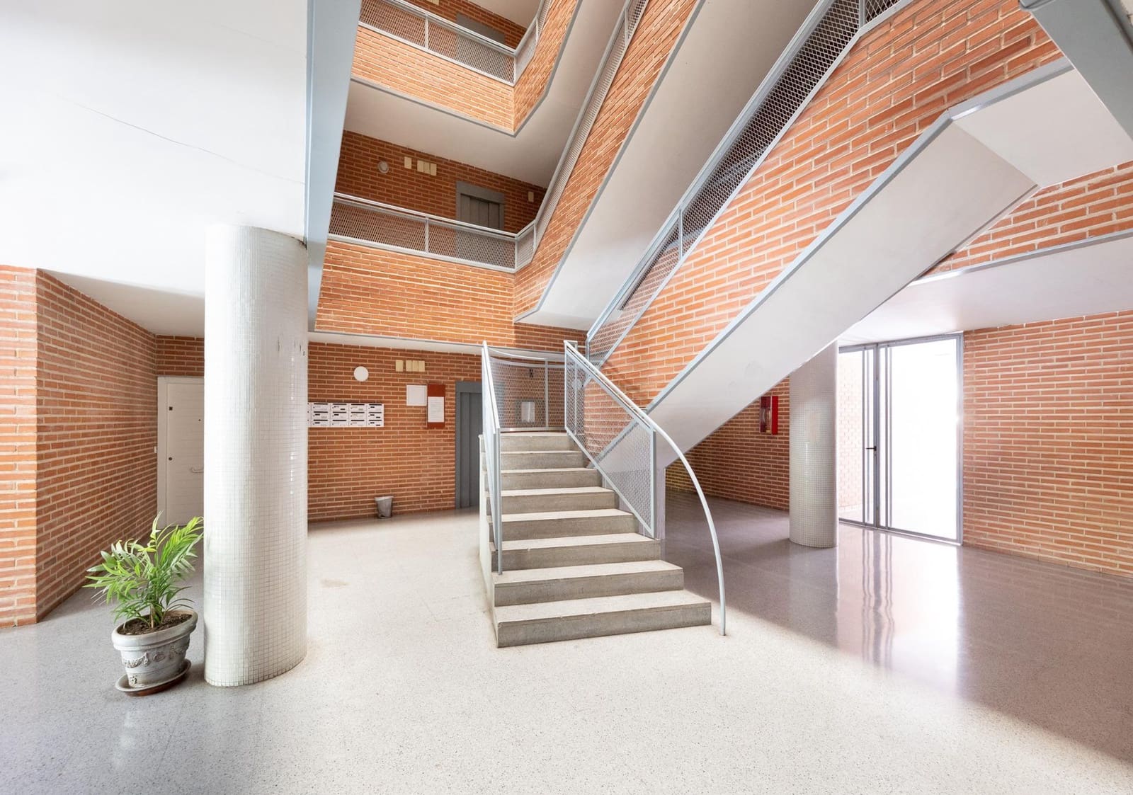 3 makuuhuone Asunto myytävänä paikassa Granada kaupunki mukana 
autotalli - 215 000 € (Ref: 9783110)