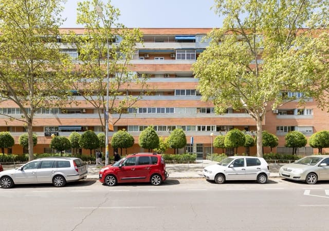 3 makuuhuone Asunto myytävänä paikassa Granada kaupunki mukana 
autotalli - 215 000 € (Ref: 9783110)