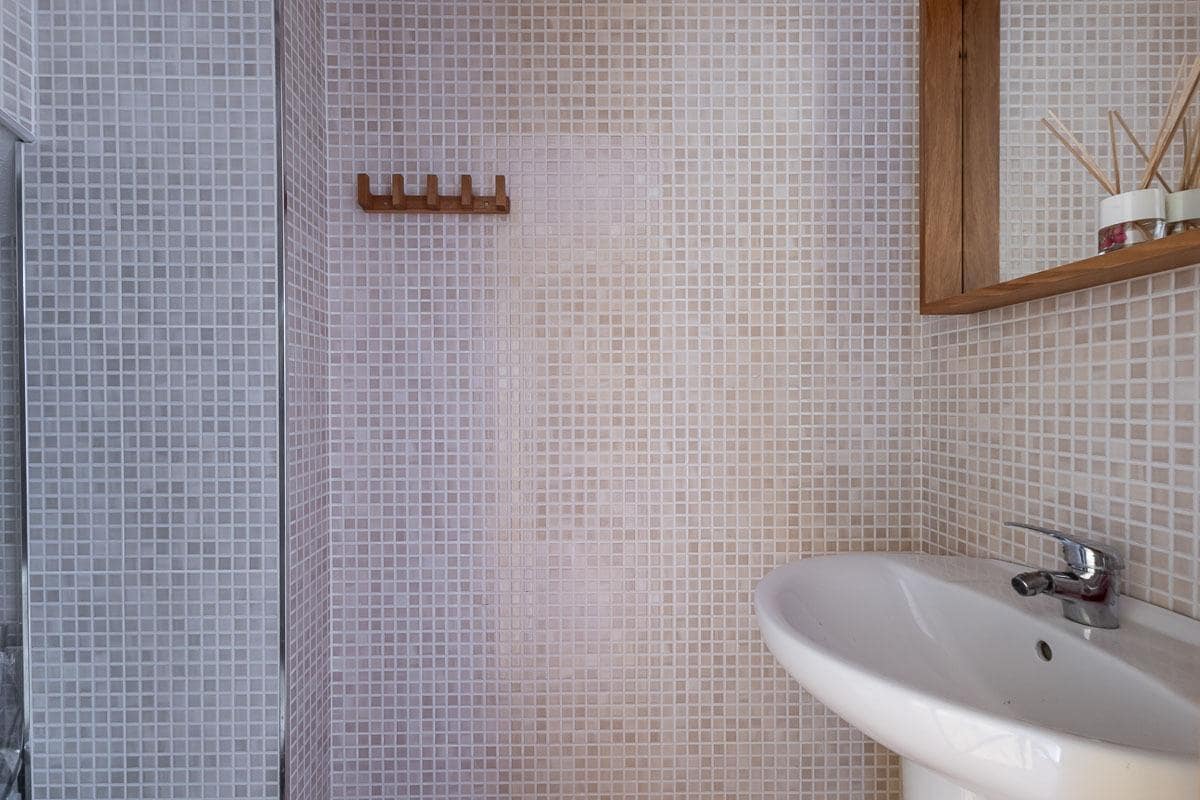 3 camera da letto Casa in vendita in Ambroz con piscina garage - 279.000 € (Rif: 9788372)