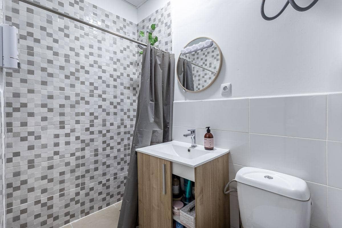 1 camera da letto Commerciale in vendita in Granada citta - 89.000 € (Rif: 9791011)