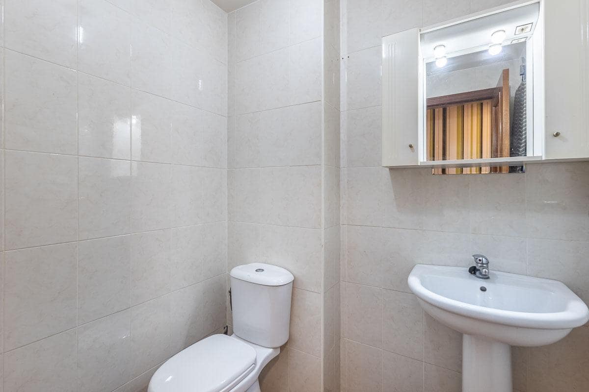 Piso de 2 habitaciones en Atarfe en venta con garaje - 169.000 € (Ref: 9794566)