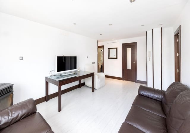 3 camera da letto Appartamento in vendita in Zaidin, Granada città - 189.000 € (Rif: 9799212)