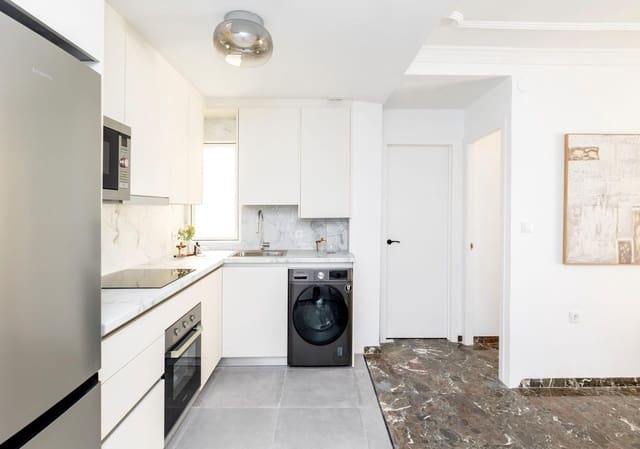 2 sovrum Lägenhet till salu i Gójar med pool - 139 000 € (Ref: 9799213)