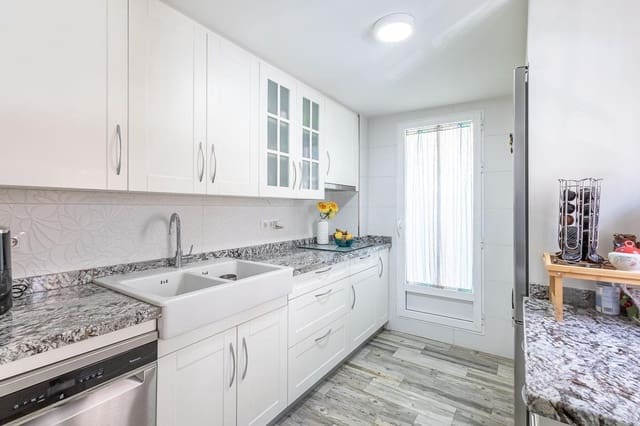 3 chambre Villa/Maison Semi-Mitoyenne à vendre à Atarfe - 239 900 € (Ref: 9799214)