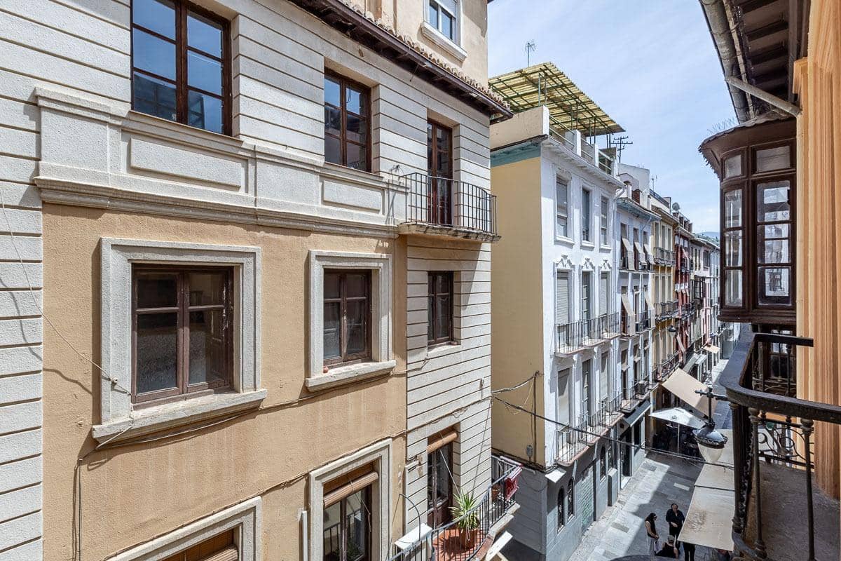 1 Zimmer Wohnung zu verkaufen in Granada Stadt - 250.000 € (Ref: 9800625)