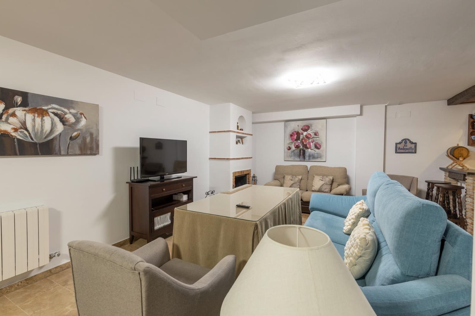 4 Zimmer Villa zu verkaufen in La Zubia mit Pool Garage - 360.000 € (Ref: 9807928)