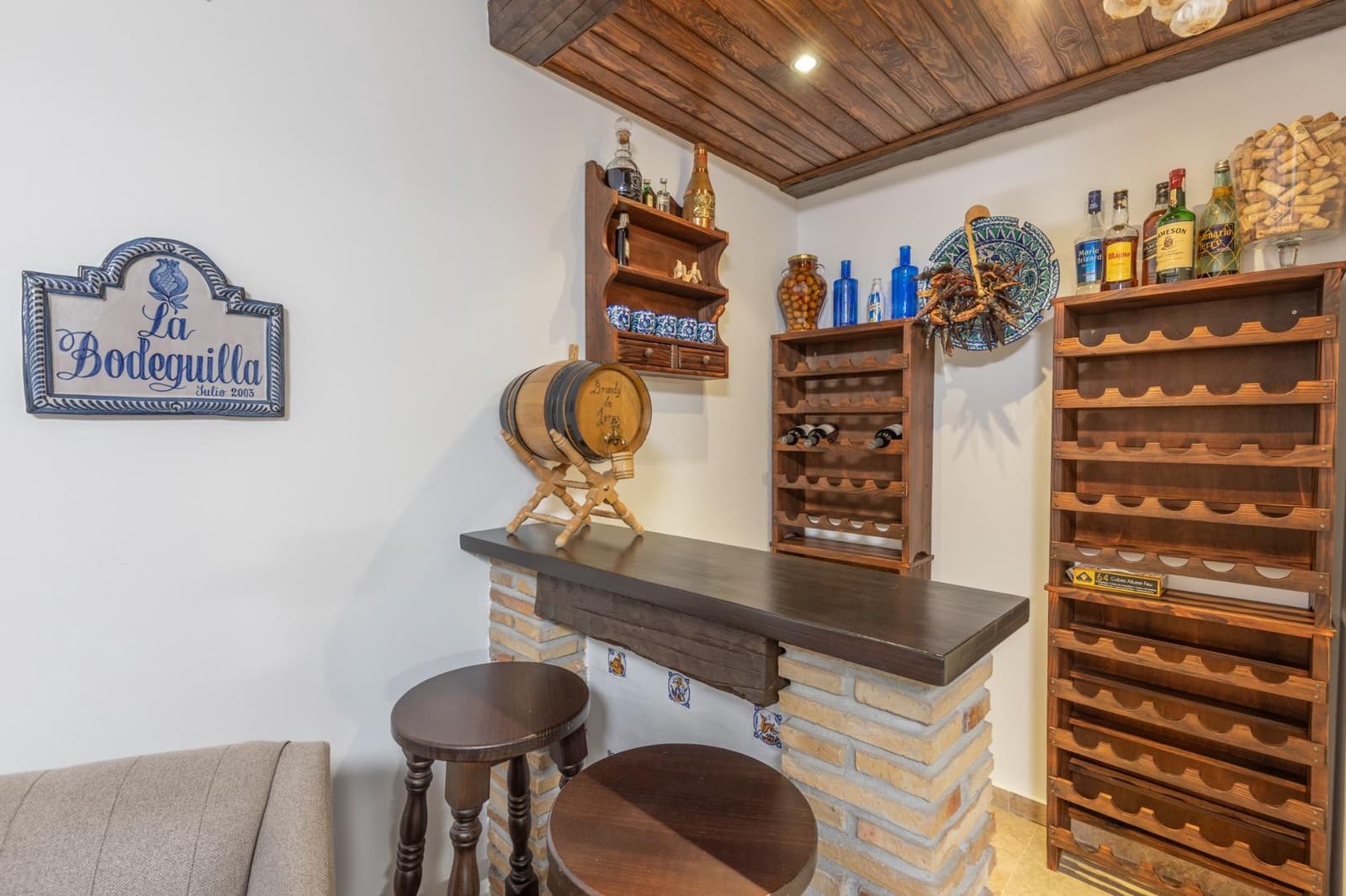 4 Zimmer Villa zu verkaufen in La Zubia mit Pool Garage - 360.000 € (Ref: 9807928)