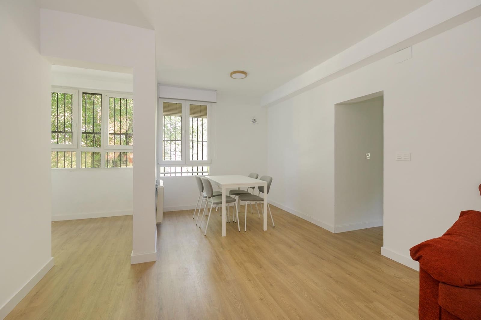 4 bedroom Flat for sale in Granada city - € 125,000 (Ref: 9807929)