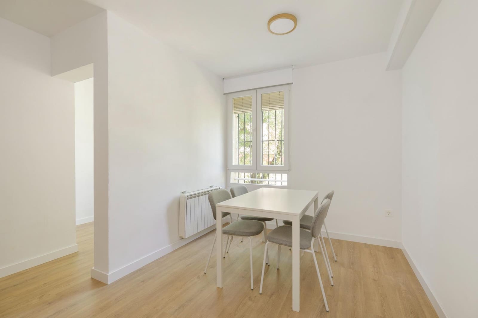 4 bedroom Flat for sale in Granada city - € 125,000 (Ref: 9807929)