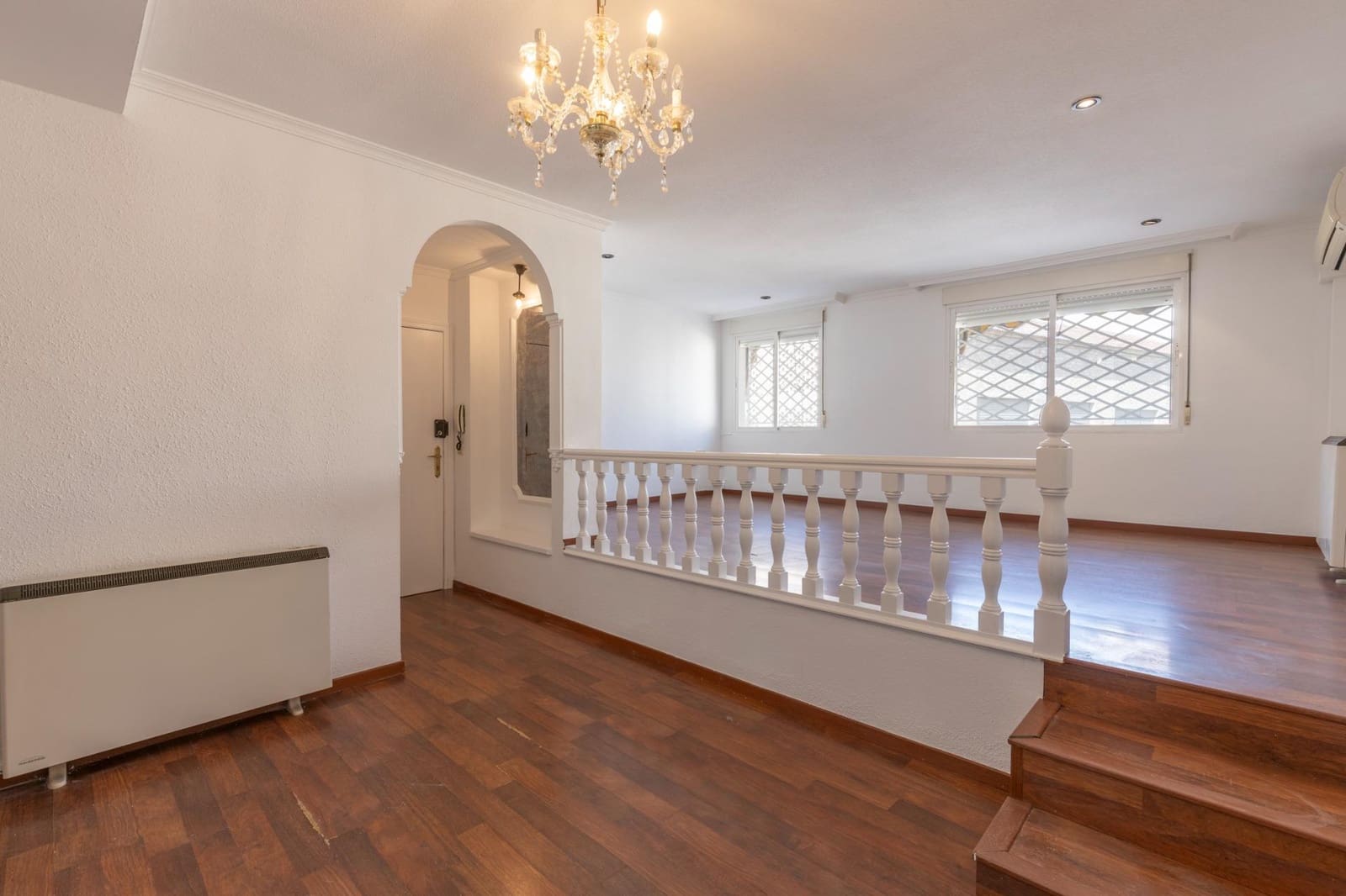 Piso de 2 habitaciones en Armilla en venta - 169.000 € (Ref: 9811555)