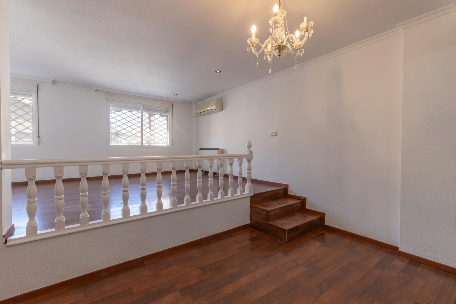 Piso de 2 habitaciones en Armilla en venta - 169.000 € (Ref: 9811555)