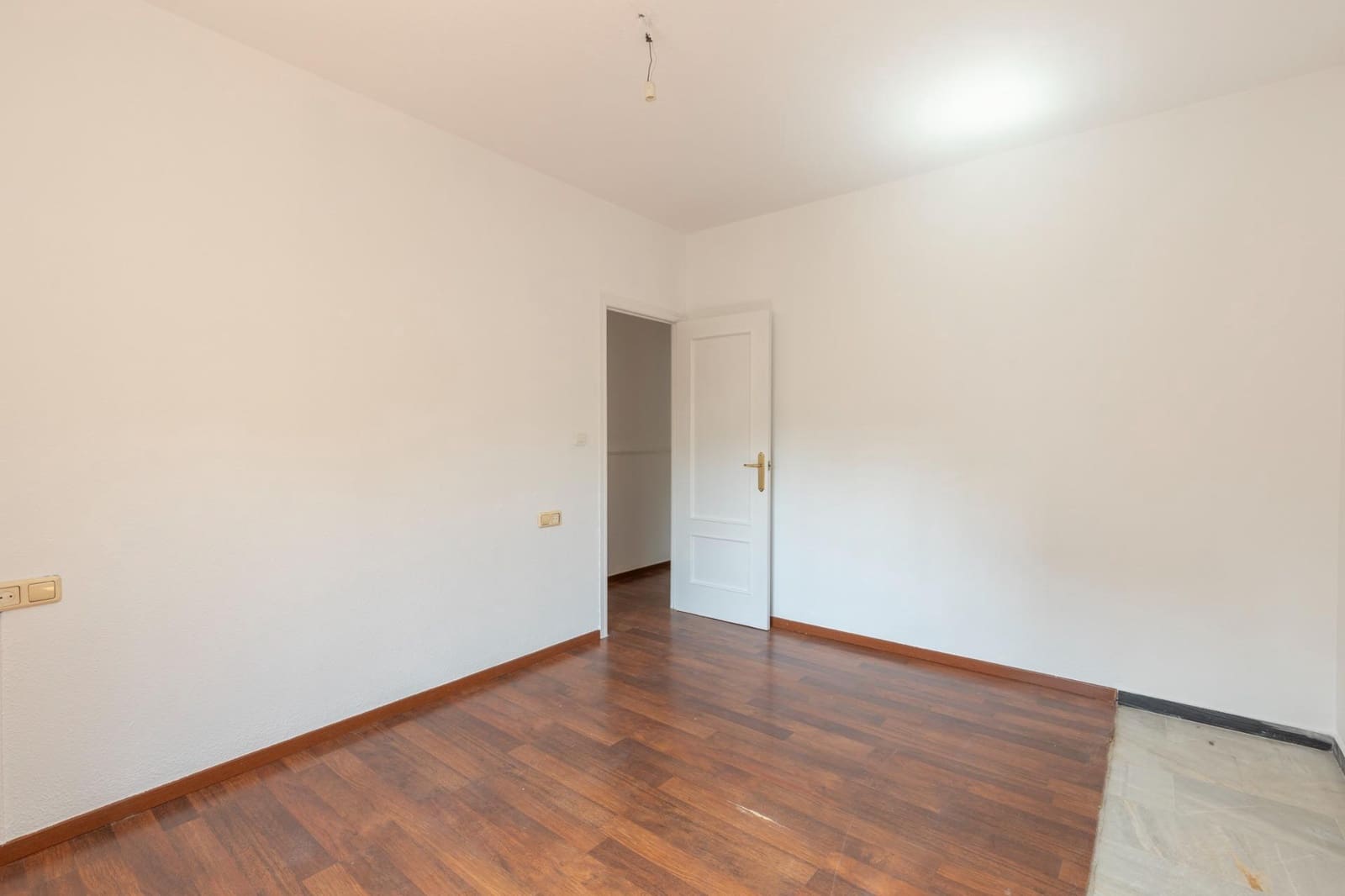 Piso de 2 habitaciones en Armilla en venta - 169.000 € (Ref: 9811555)