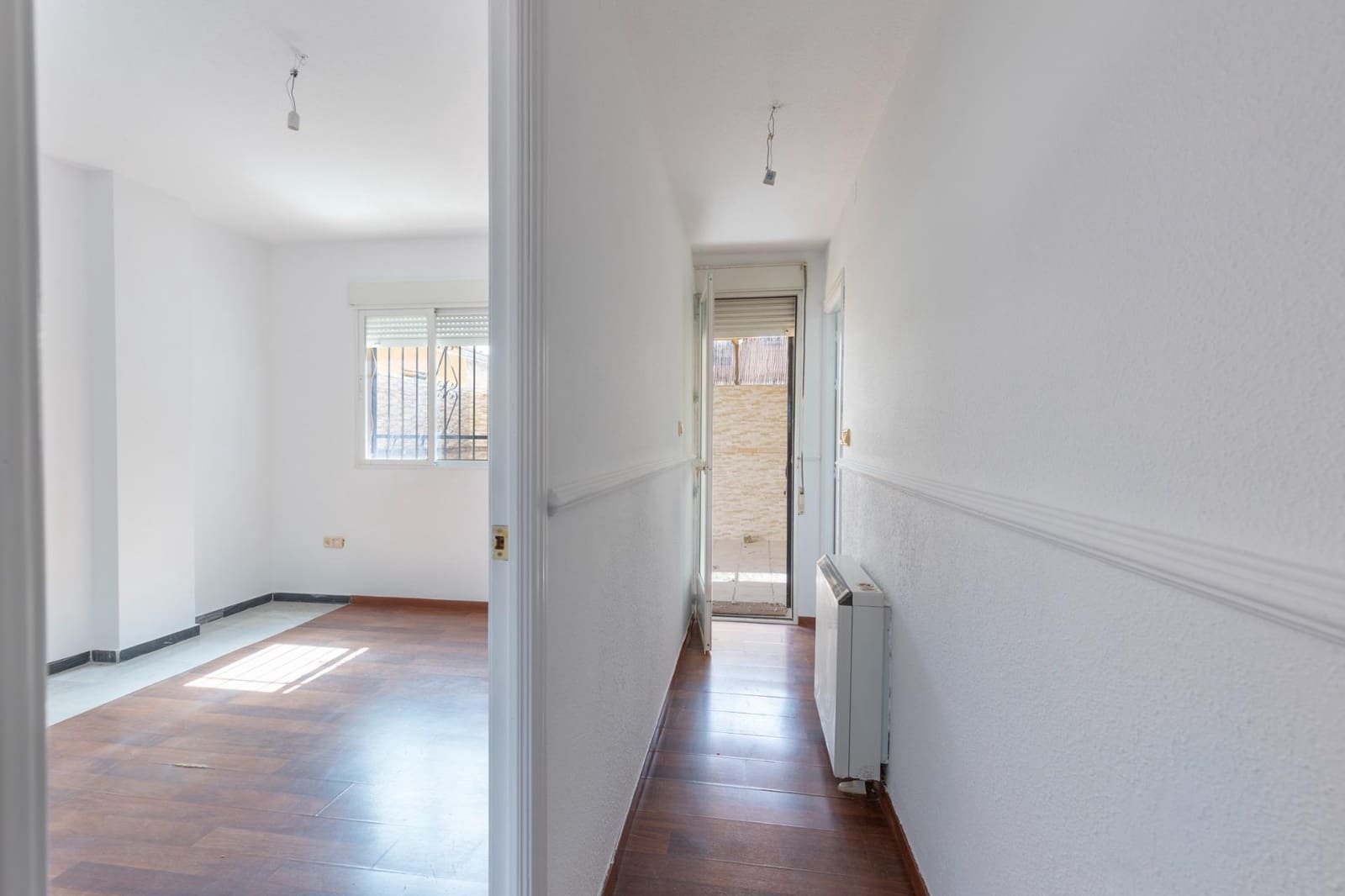 Piso de 2 habitaciones en Armilla en venta - 169.000 € (Ref: 9811555)