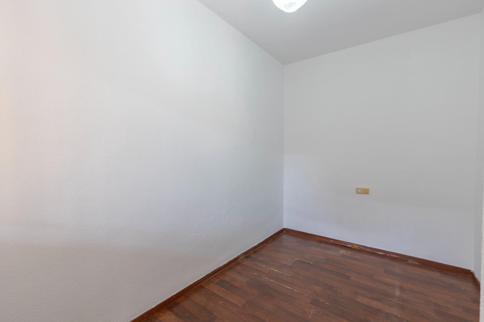 Piso de 2 habitaciones en Armilla en venta - 169.000 € (Ref: 9811555)