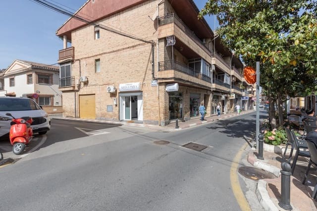 Piso de 2 habitaciones en Armilla en venta - 169.000 € (Ref: 9811555)