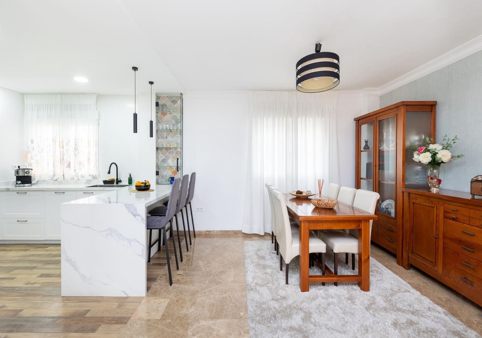 3 quarto Moradia Geminada para venda em Jun com garagem - 290 000 € (Ref: 9815828)