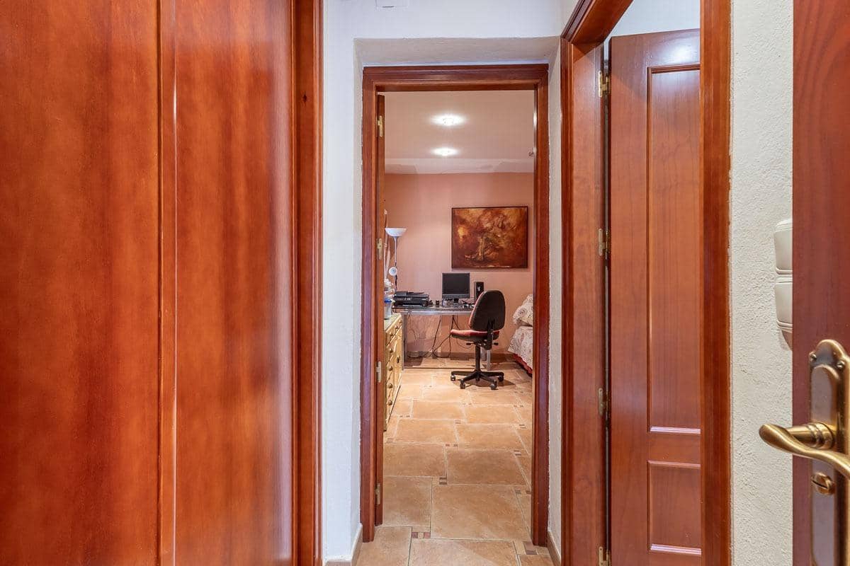 7 bedroom Villa for sale in Huetor Vega with pool garage - € 875,000 (Ref: 9818171)