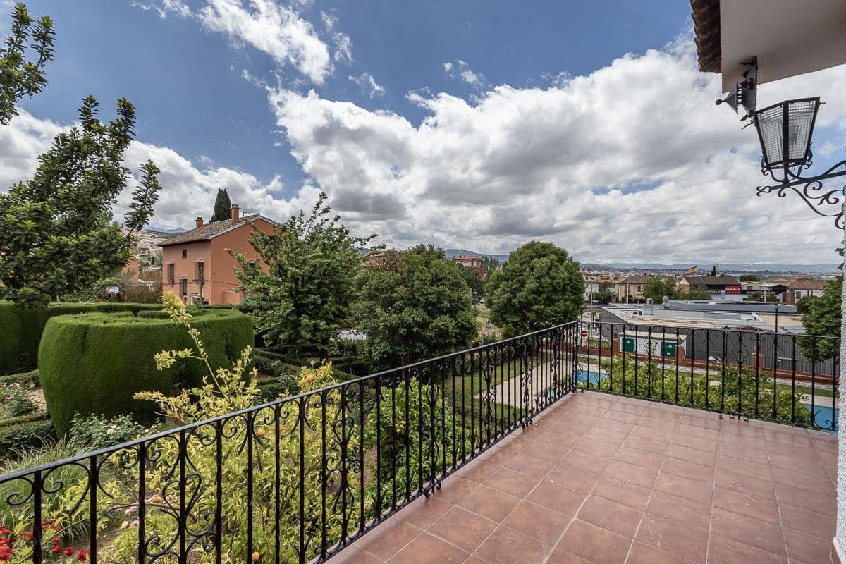 7 bedroom Villa for sale in Huetor Vega with pool garage - € 875,000 (Ref: 9818171)