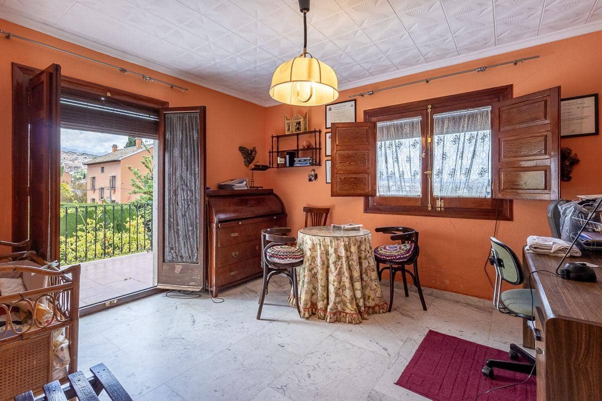 7 bedroom Villa for sale in Huetor Vega with pool garage - € 875,000 (Ref: 9818171)
