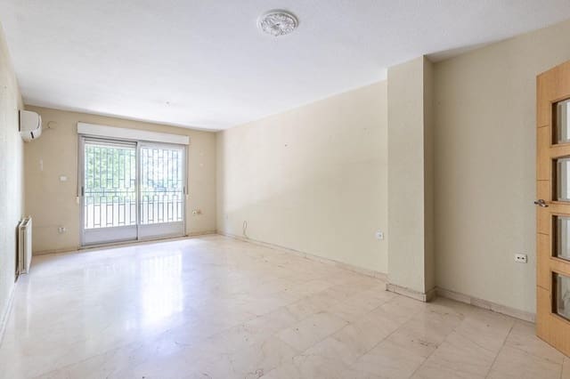 4 soveværelse Lejlighed til salg i Granada by med garage - € 315.000 (Ref: 9818173)