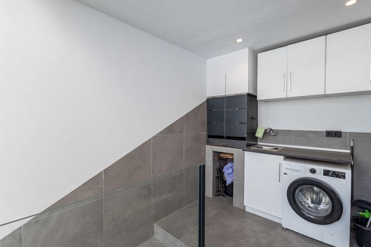 3 quarto Moradia em Banda para venda em Albolote com garagem - 375 000 € (Ref: 9818174)