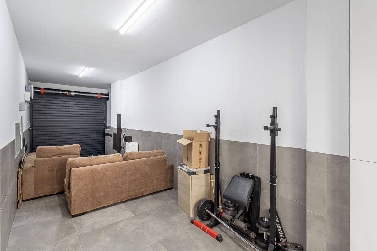 3 quarto Moradia em Banda para venda em Albolote com garagem - 375 000 € (Ref: 9818174)