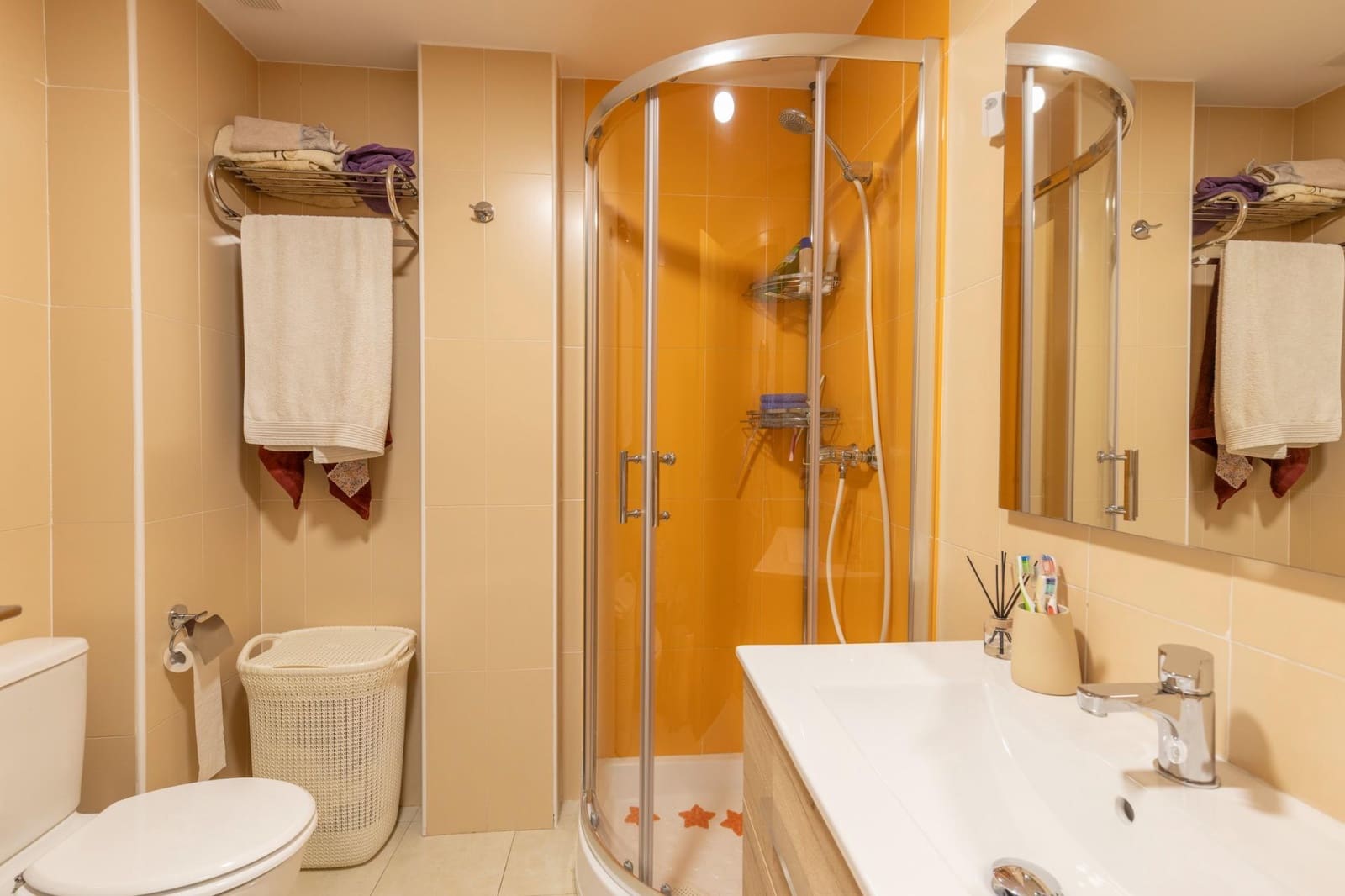 3 bedroom Flat for sale in Atarfe with garage - € 179,000 (Ref: 9829066)