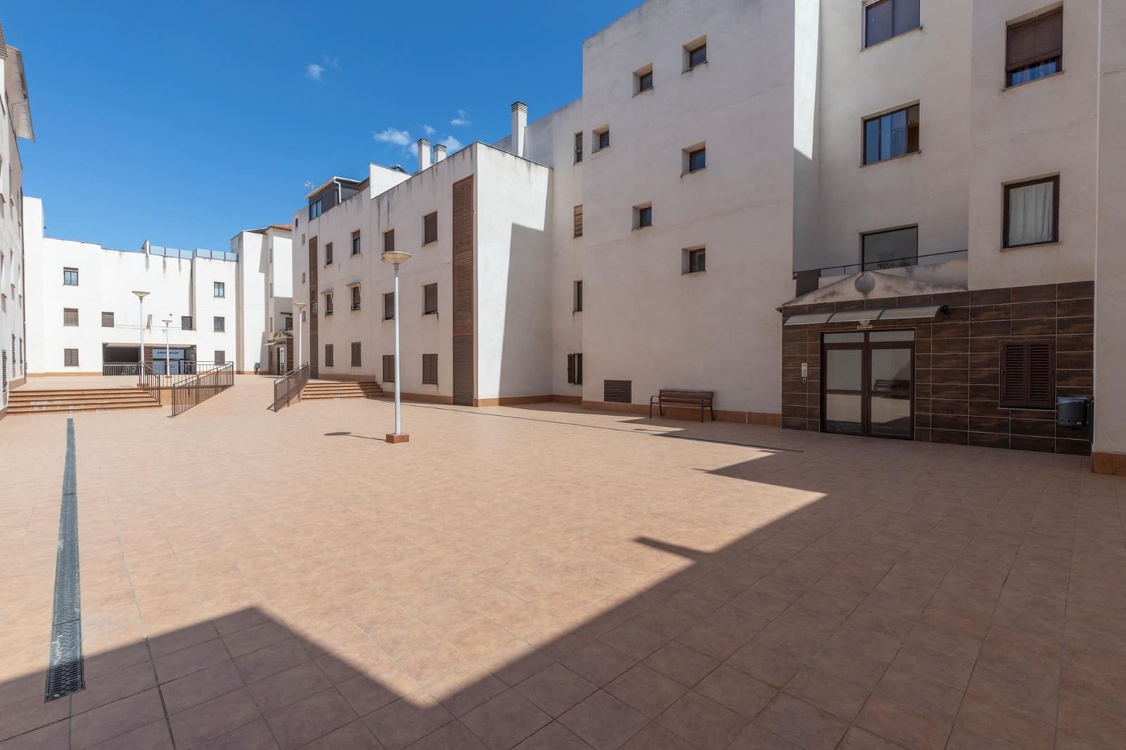 3 bedroom Flat for sale in Atarfe with garage - € 179,000 (Ref: 9829066)