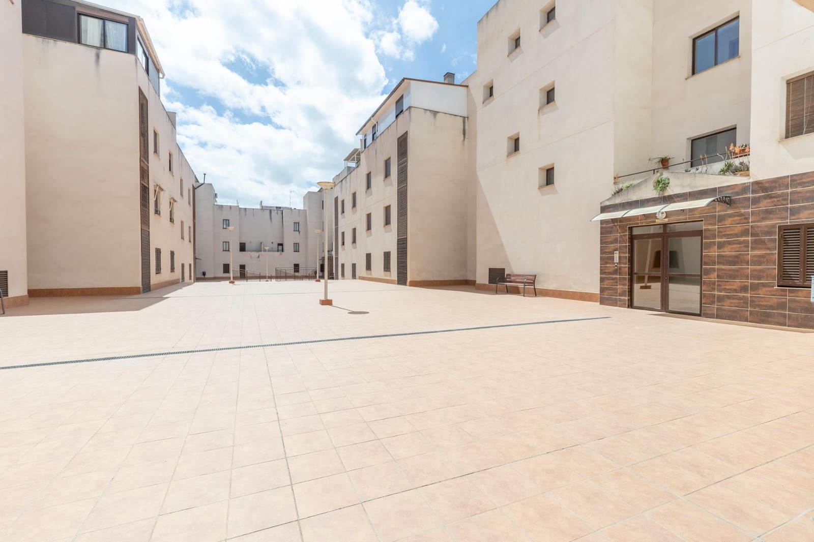 3 bedroom Flat for sale in Atarfe with garage - € 179,000 (Ref: 9829066)