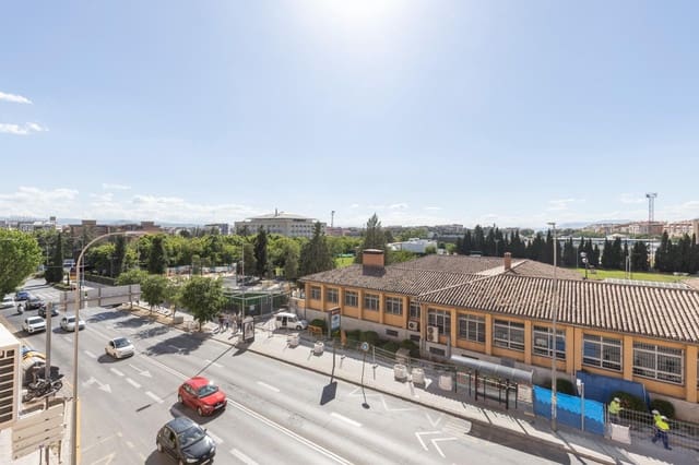4 soveværelse Lejlighed til salg i Granada by - € 299.999 (Ref: 9833624)