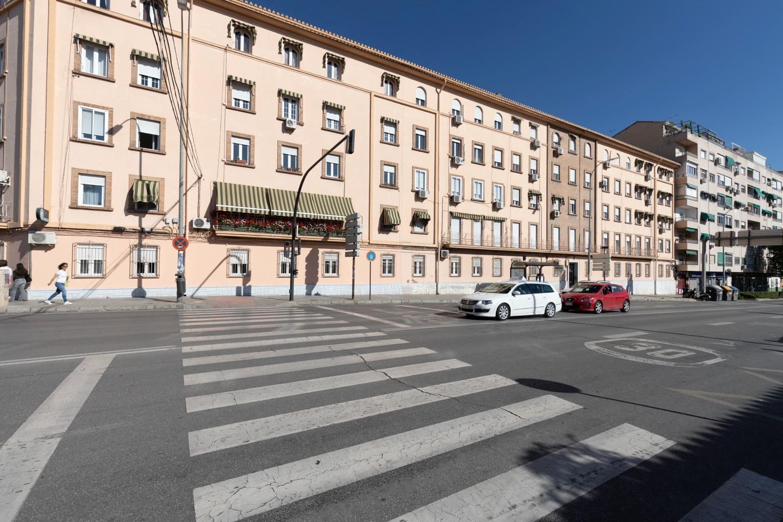 4 soveværelse Lejlighed til salg i Granada by - € 299.999 (Ref: 9833624)
