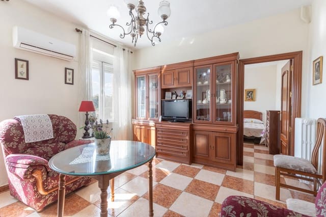 4 soveværelse Lejlighed til salg i Granada by - € 299.999 (Ref: 9833624)