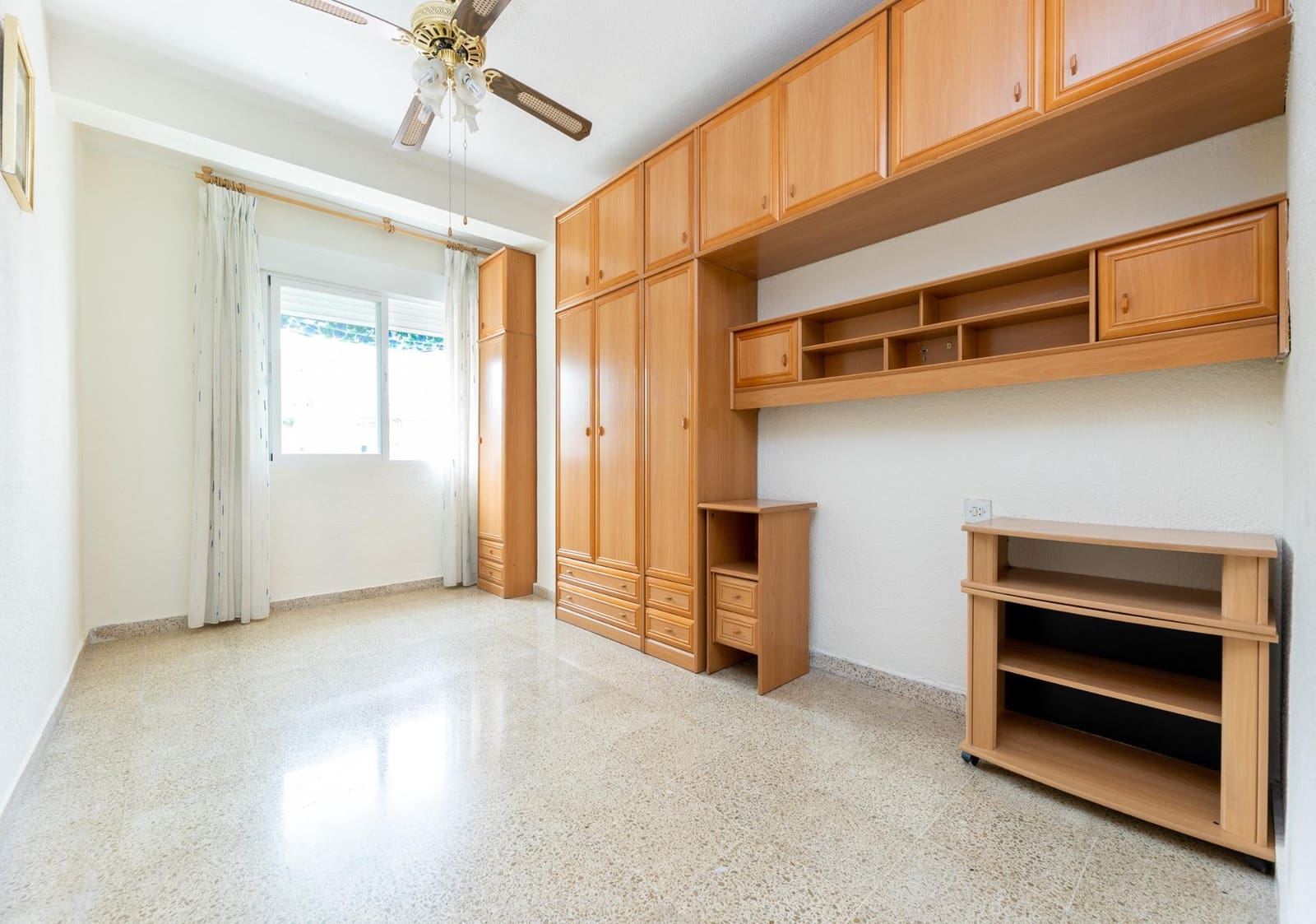 3 soverom Leilighet til salgs i Granada by - € 205 000 (Ref: 9846194)