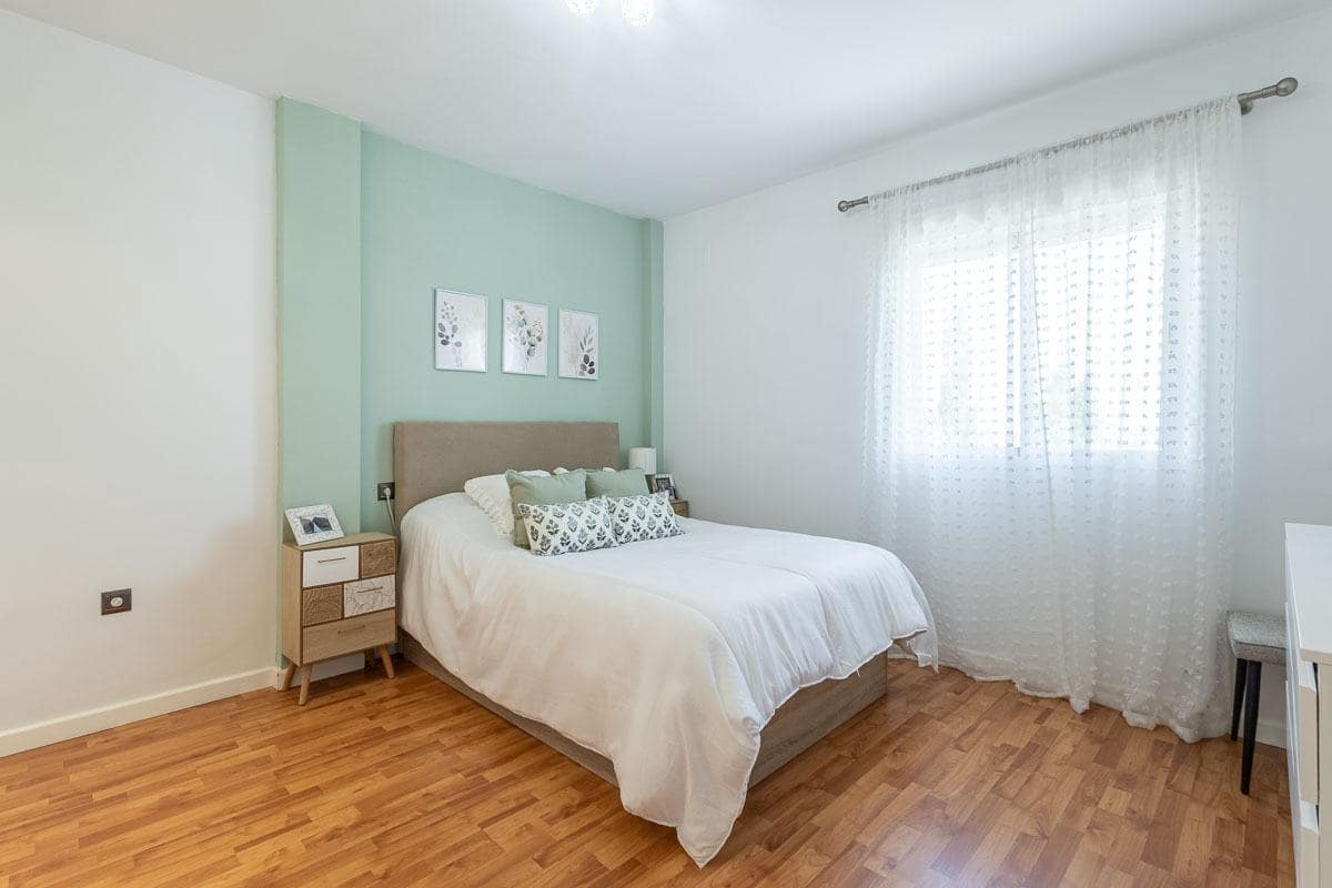 3 chambre Villa/Maison Semi-Mitoyenne à vendre à Ventas de Huelma avec piscine garage - 170 000 € (Ref: 9846195)