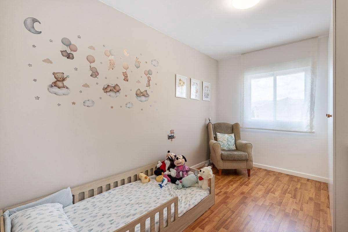 3 chambre Villa/Maison Semi-Mitoyenne à vendre à Ventas de Huelma avec piscine garage - 170 000 € (Ref: 9846195)