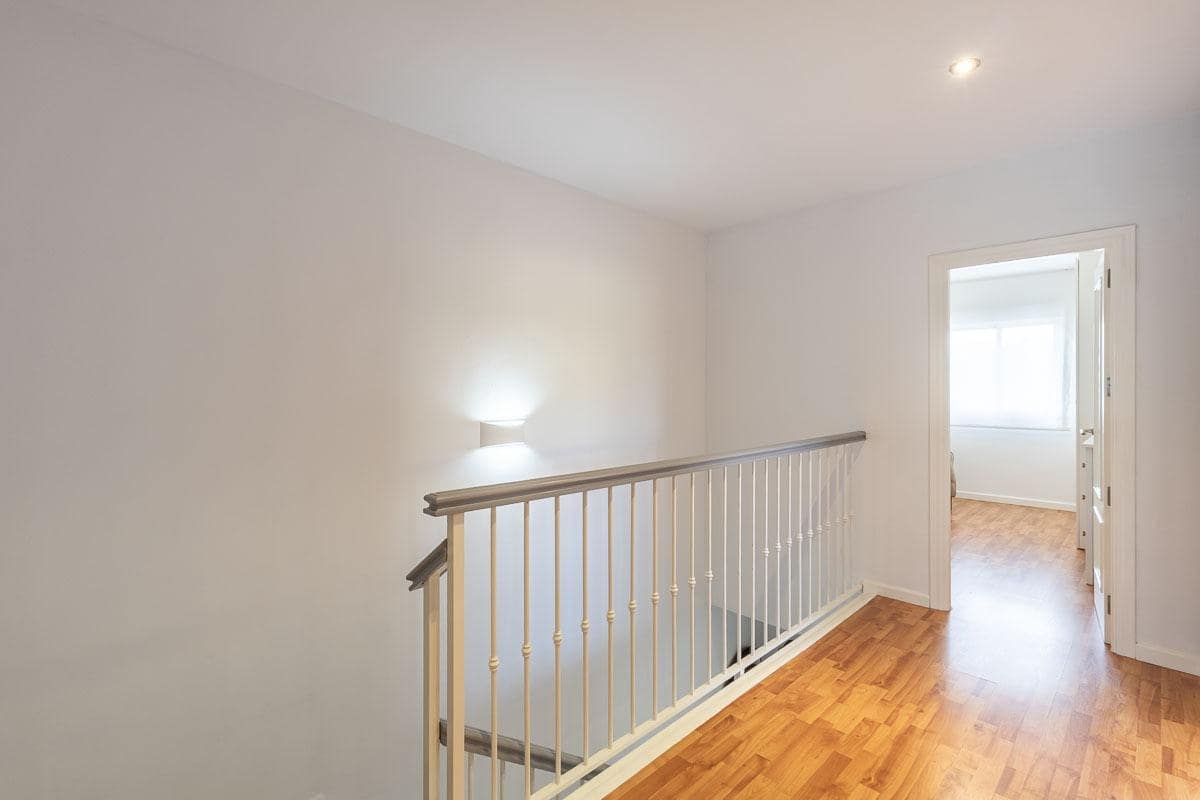 3 chambre Villa/Maison Semi-Mitoyenne à vendre à Ventas de Huelma avec piscine garage - 170 000 € (Ref: 9846195)