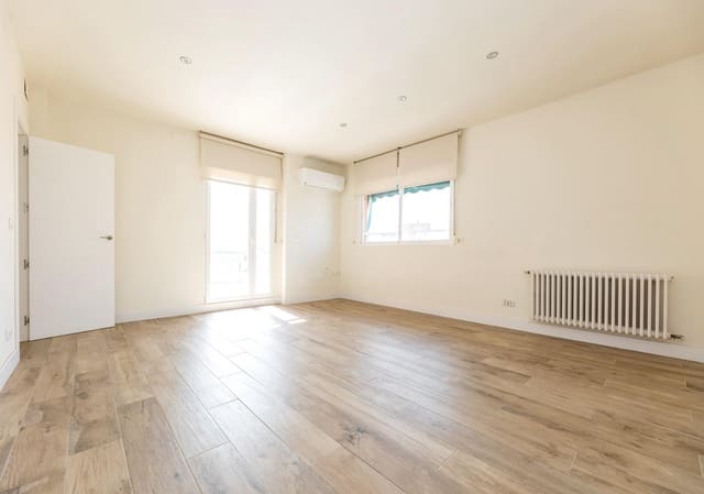 4 quarto Penthouse para venda em Granada cidade - 480 000 € (Ref: 9849319)