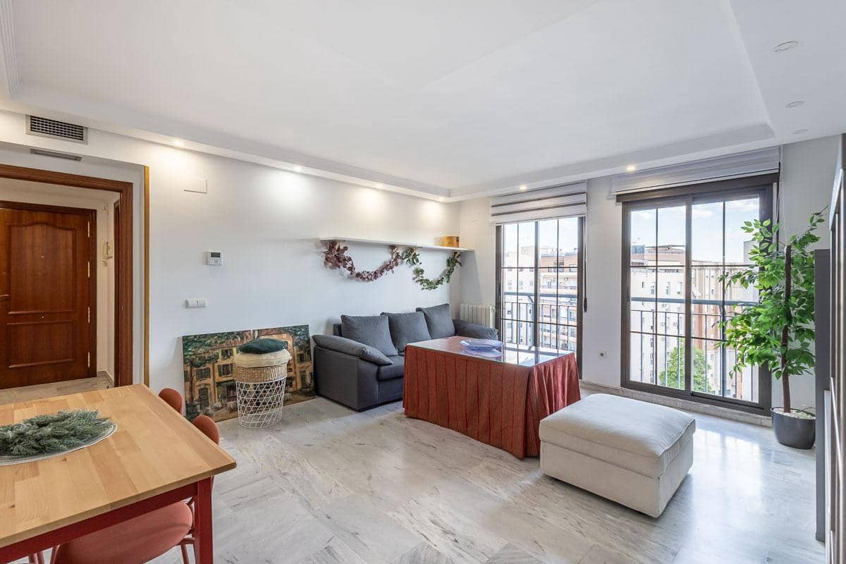 3 sovrum Lägenhet till salu i Granada stad med pool garage - 379 000 € (Ref: 9849321)