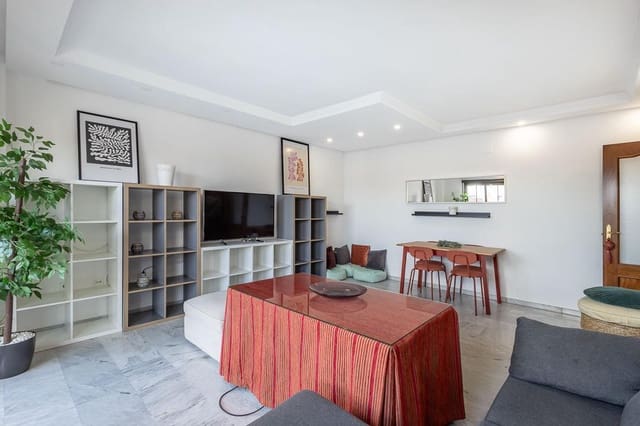 3 sovrum Lägenhet till salu i Cerrillo de Maracena - Periodistas, Granada stad med pool garage - 379 000 € (Ref: 9849321)