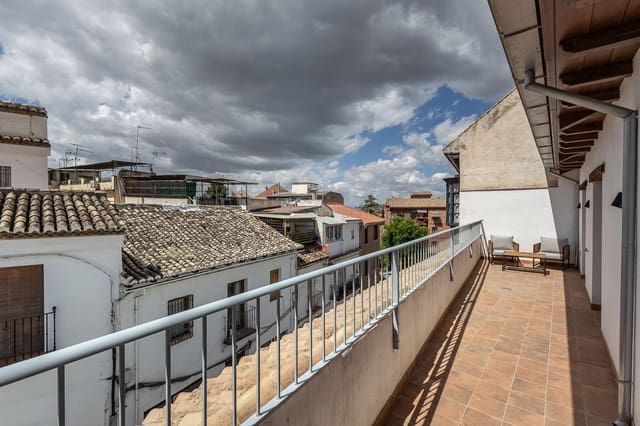 5 soverom Hus til salgs i Albaicin, Granada by - € 470 000 (Ref: 9849324)