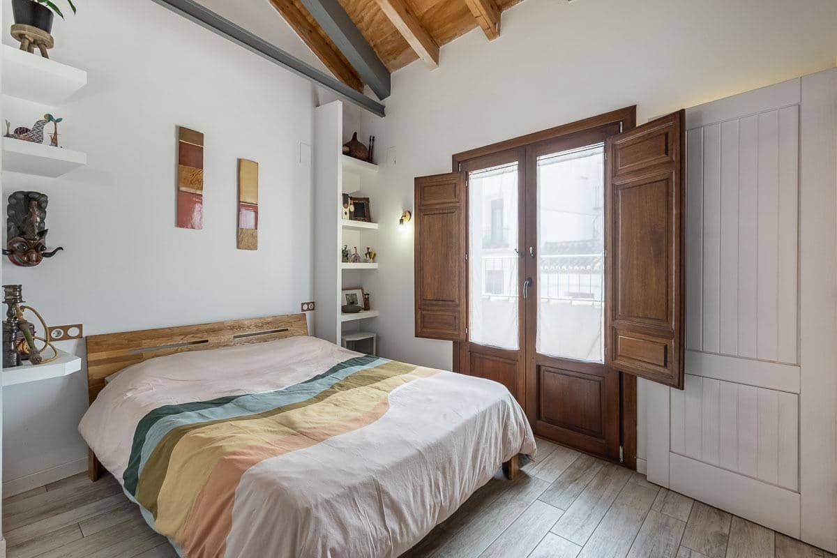 5 soverom Hus til salgs i Granada by - € 470 000 (Ref: 9849324)